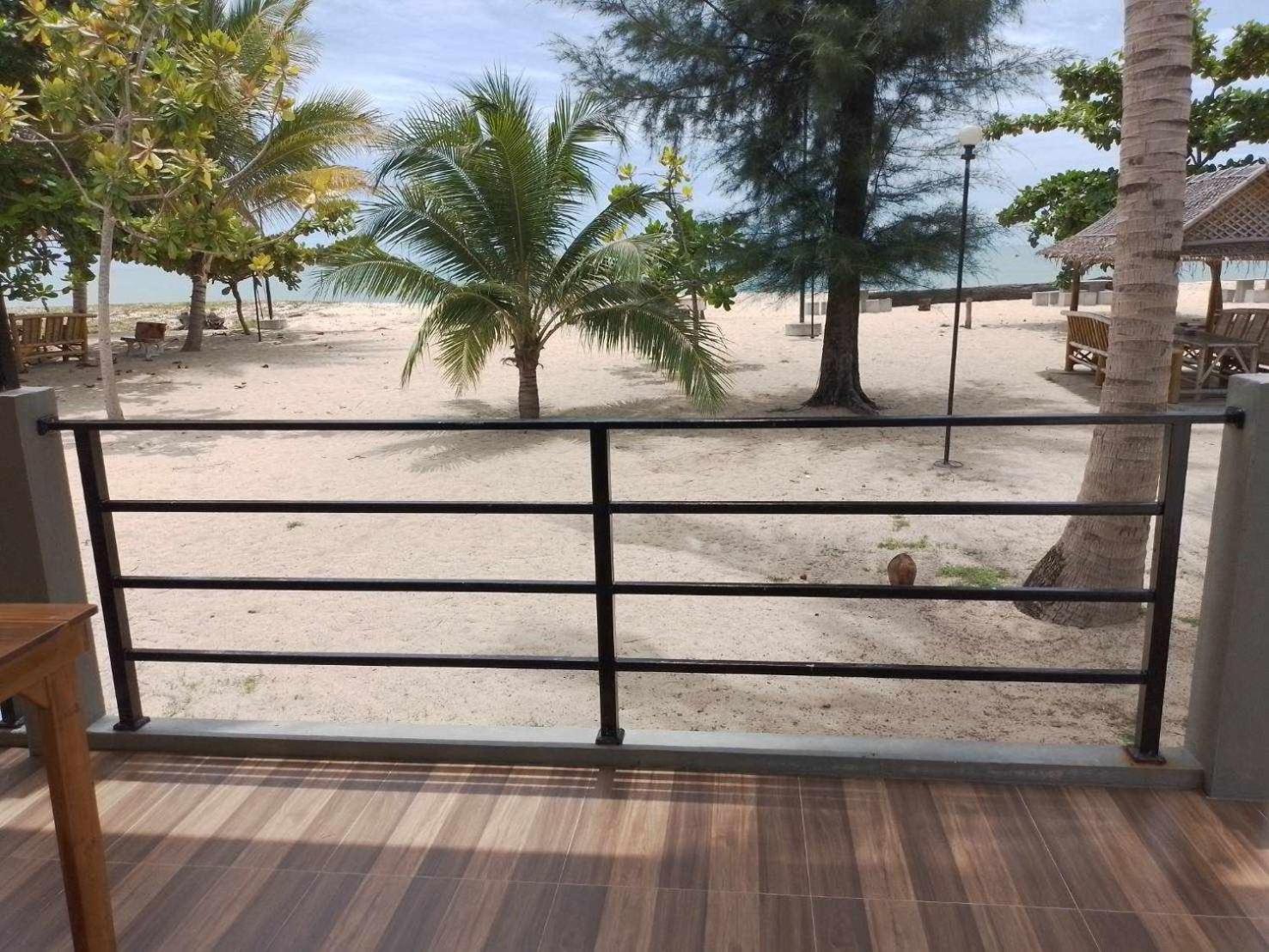 Loma Beach Resort Ban Pak Nam Pak Duat Eksteriør billede